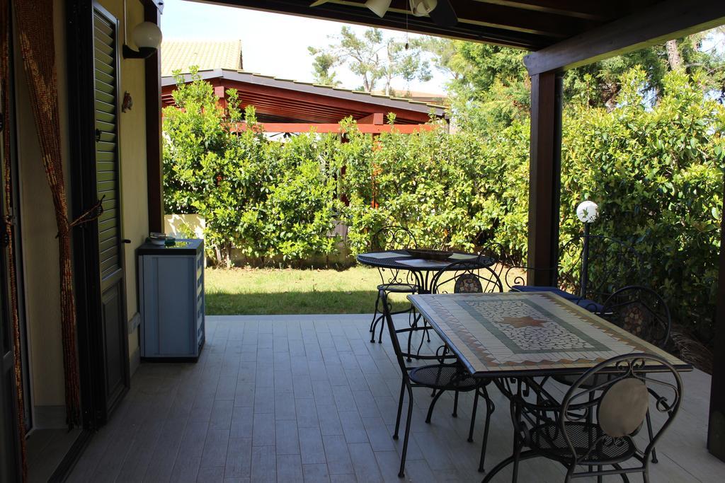 Casa Vacanze Roccella Beach Campofelice Di Roccella Bagian luar foto